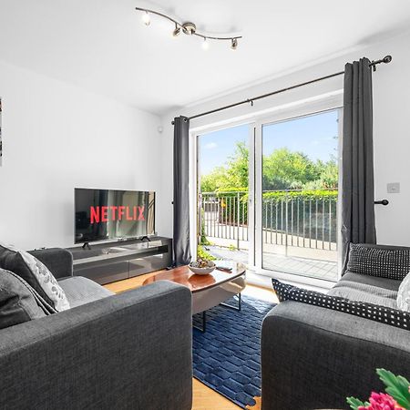Modern Spacious 2Bedroom Apartment Great! Location By Etihad Mancity Stadium& Coop Live Arena 맨체스터 외부 사진