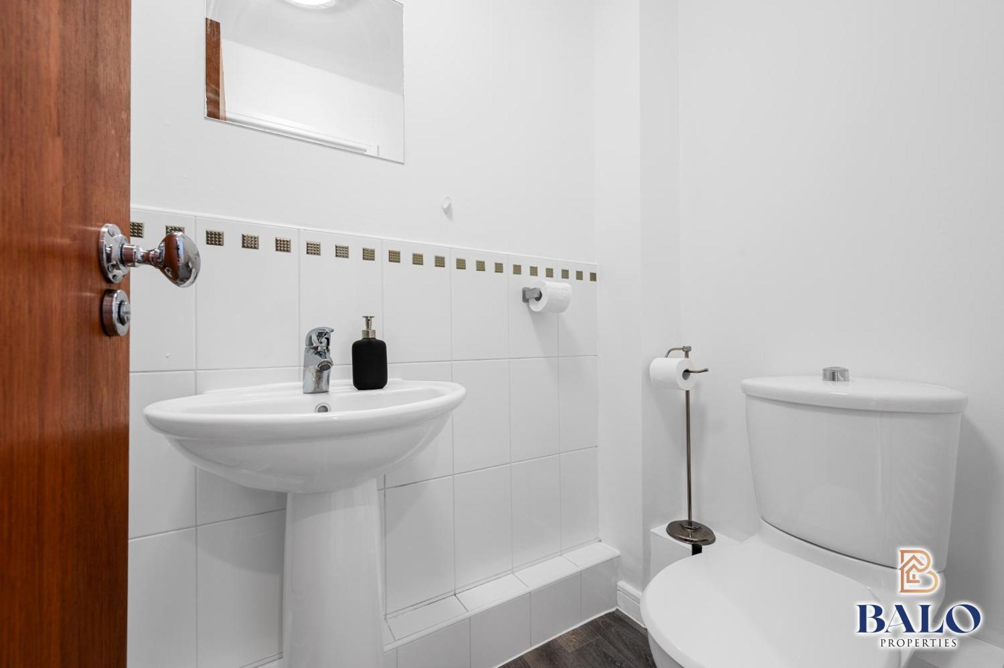 Modern Spacious 2Bedroom Apartment Great! Location By Etihad Mancity Stadium& Coop Live Arena 맨체스터 외부 사진